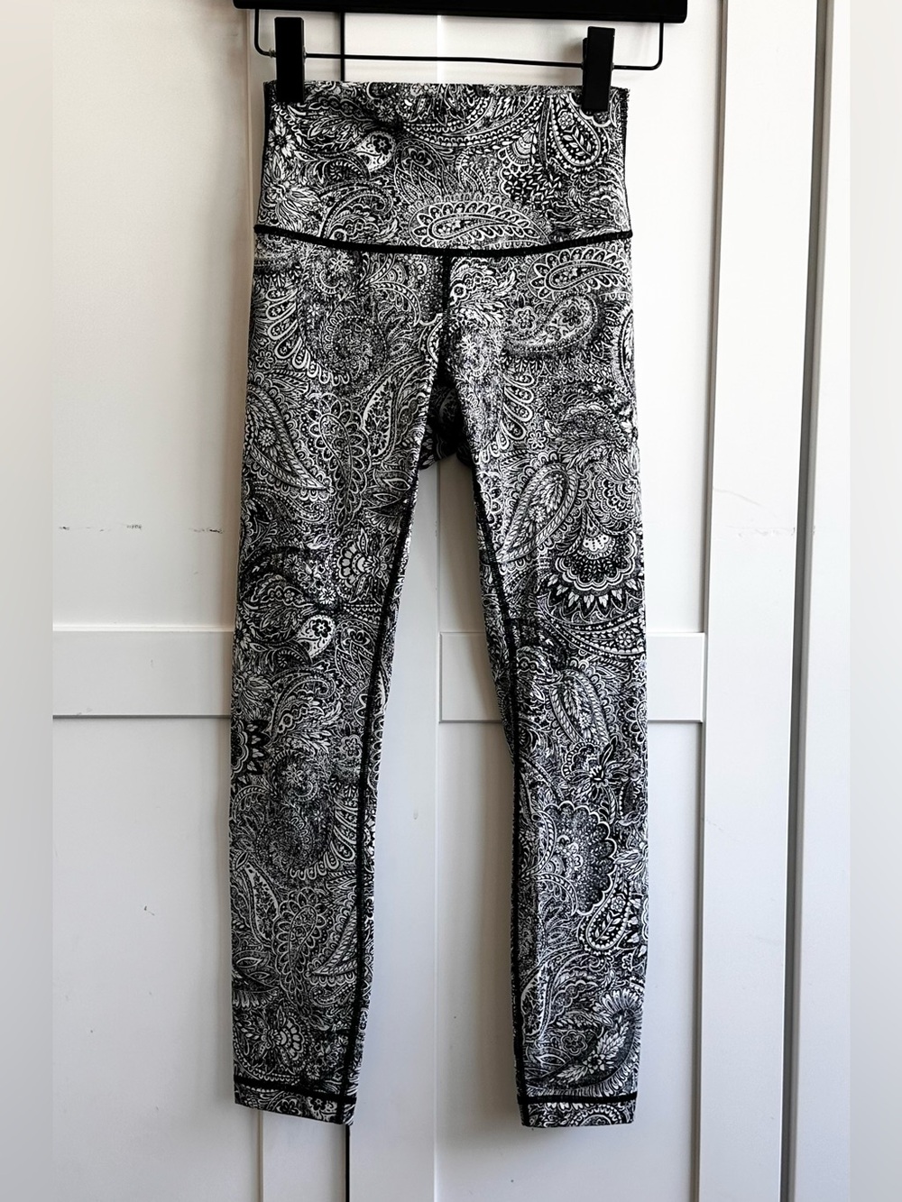 ✨ RARE Lululemon Wunder Under High-Rise Leggings